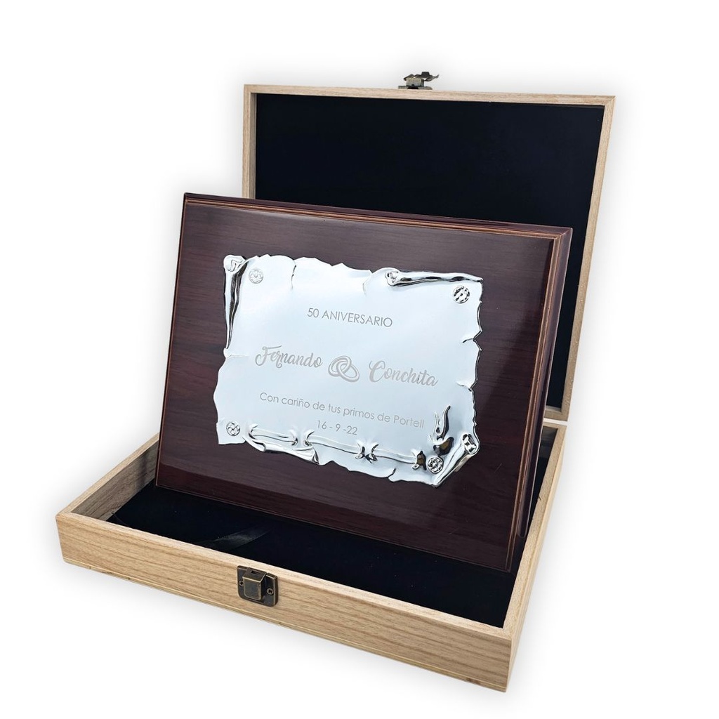 __ext__/ESTUCHE MADERA PLACA DE HOMENAJE - 28x23CM